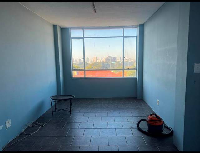 2 BEDROOM APARTMENT FOR SALE IN MORNINGSIDE